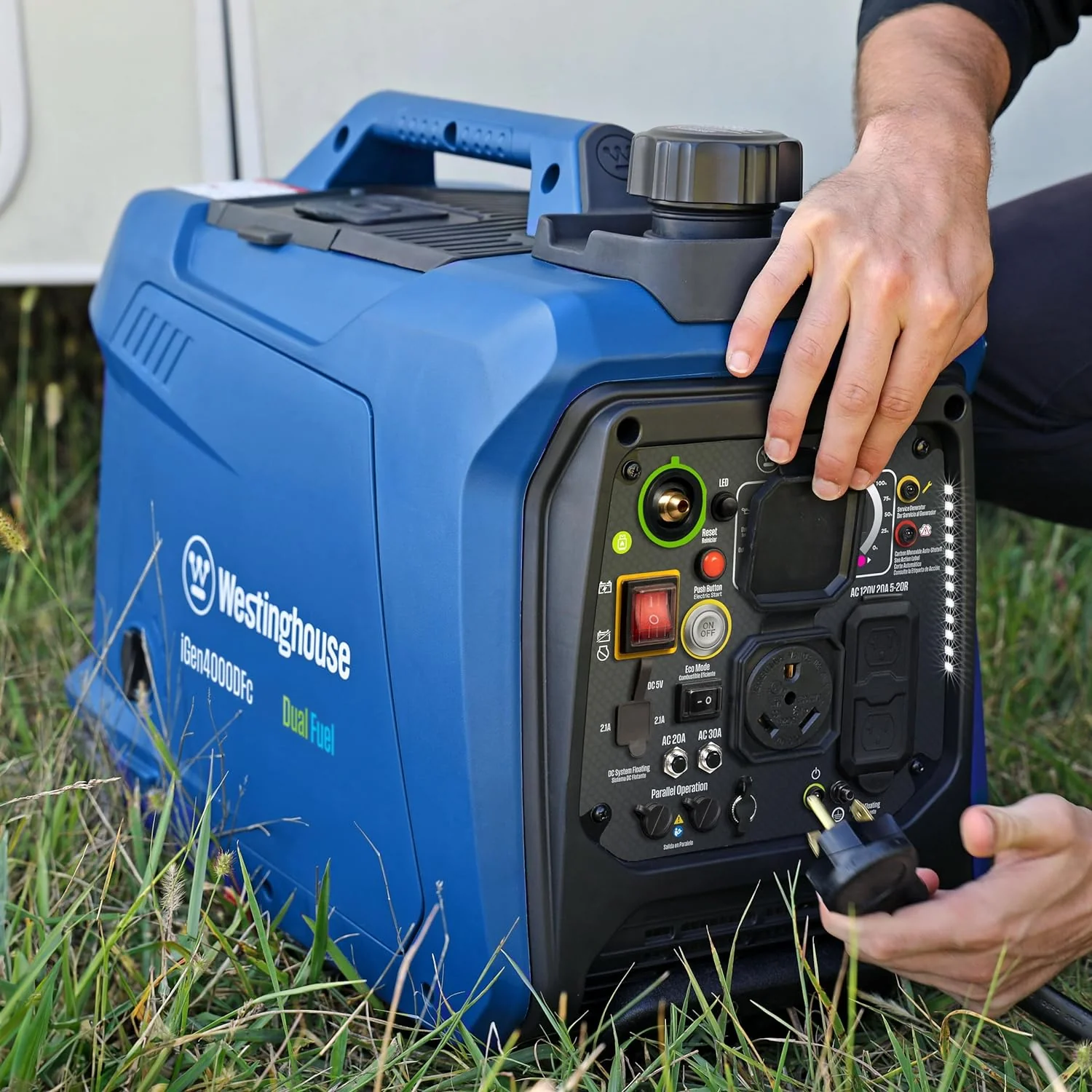 iGen4000DFc Inverter Generator - Dual Fuel with CO Sensor - Image 7